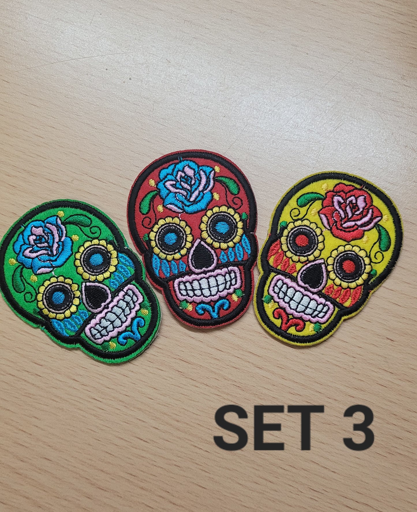 Skull iron on embroidered patches