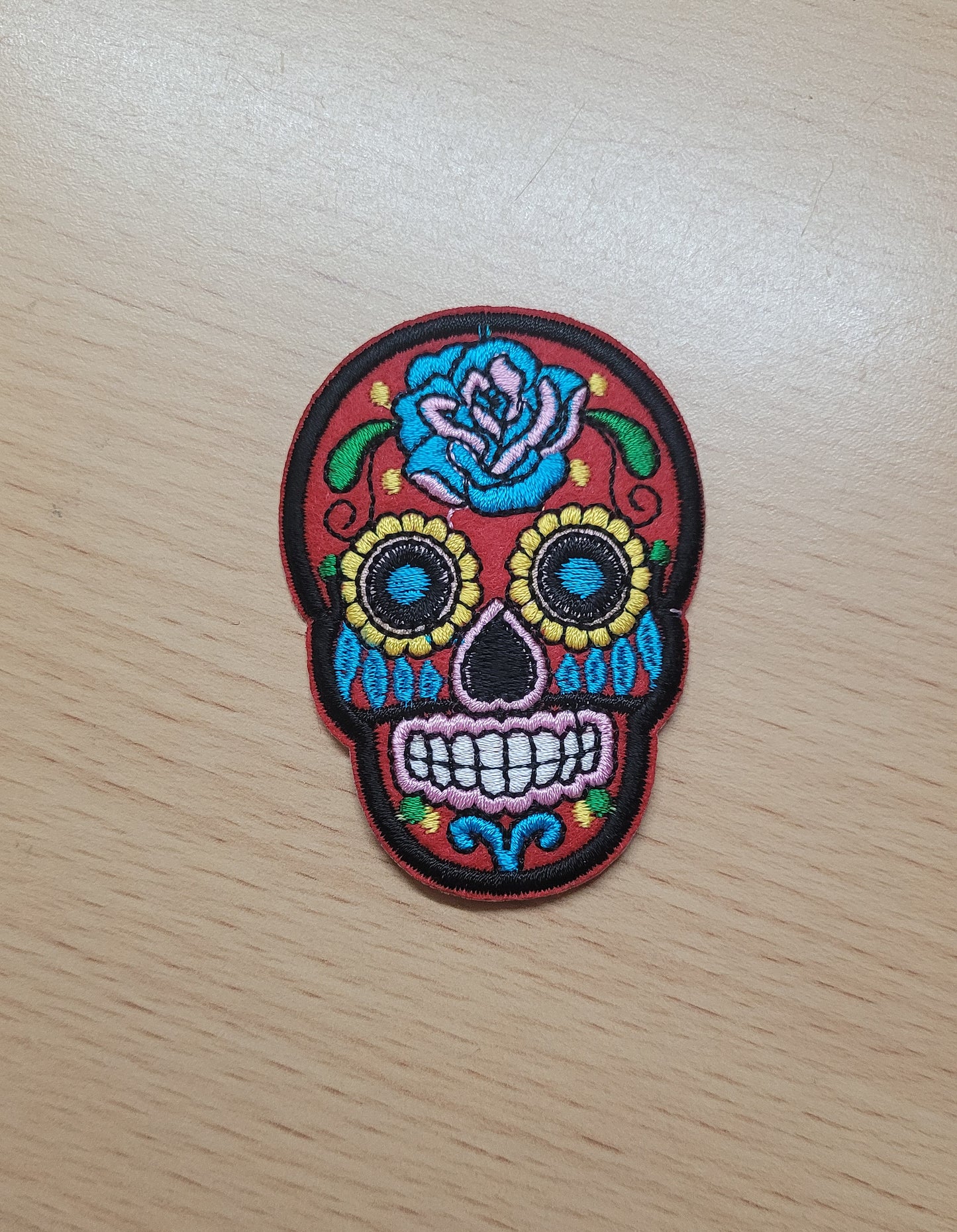 Skull iron on embroidered patches