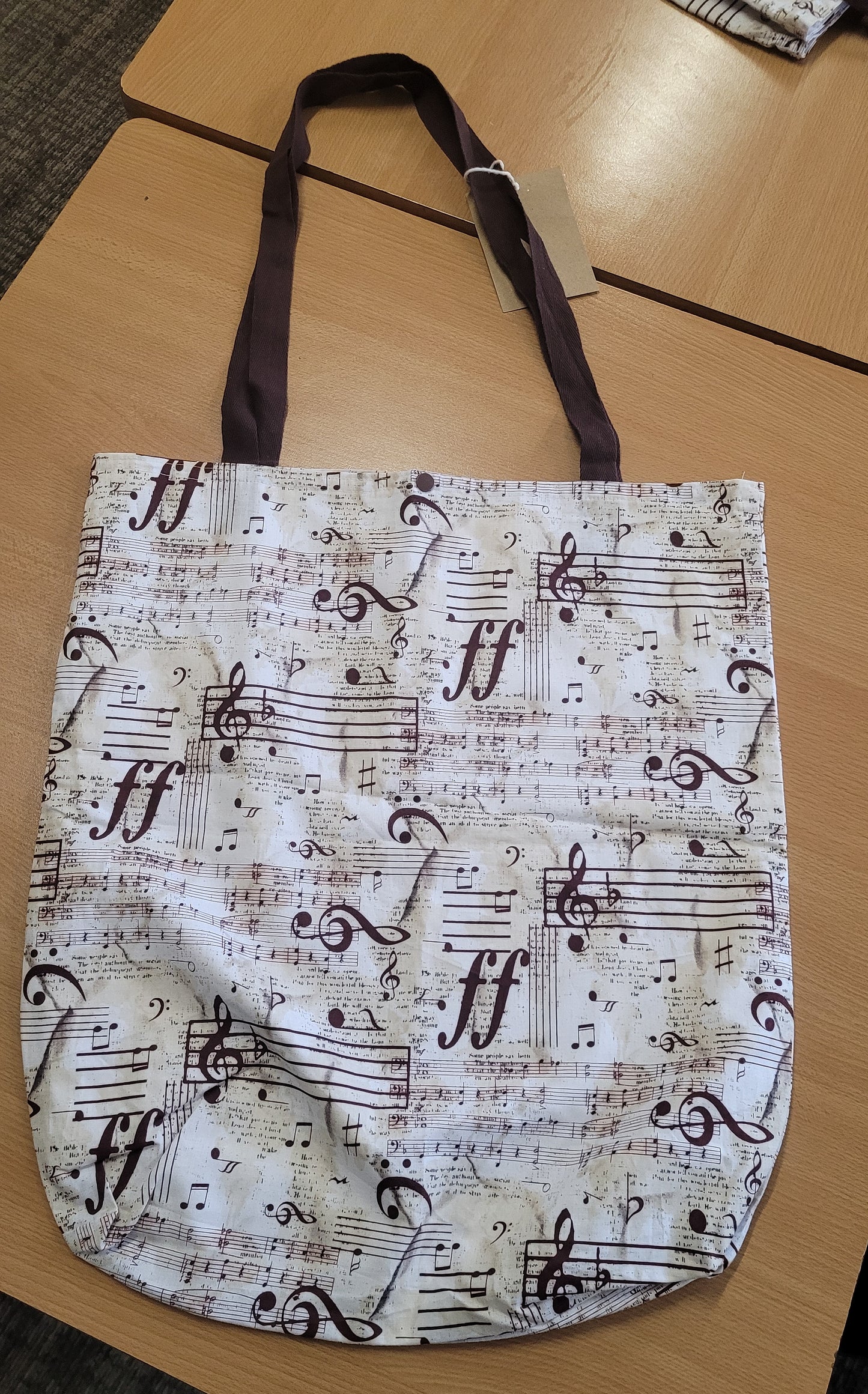 Tote bag