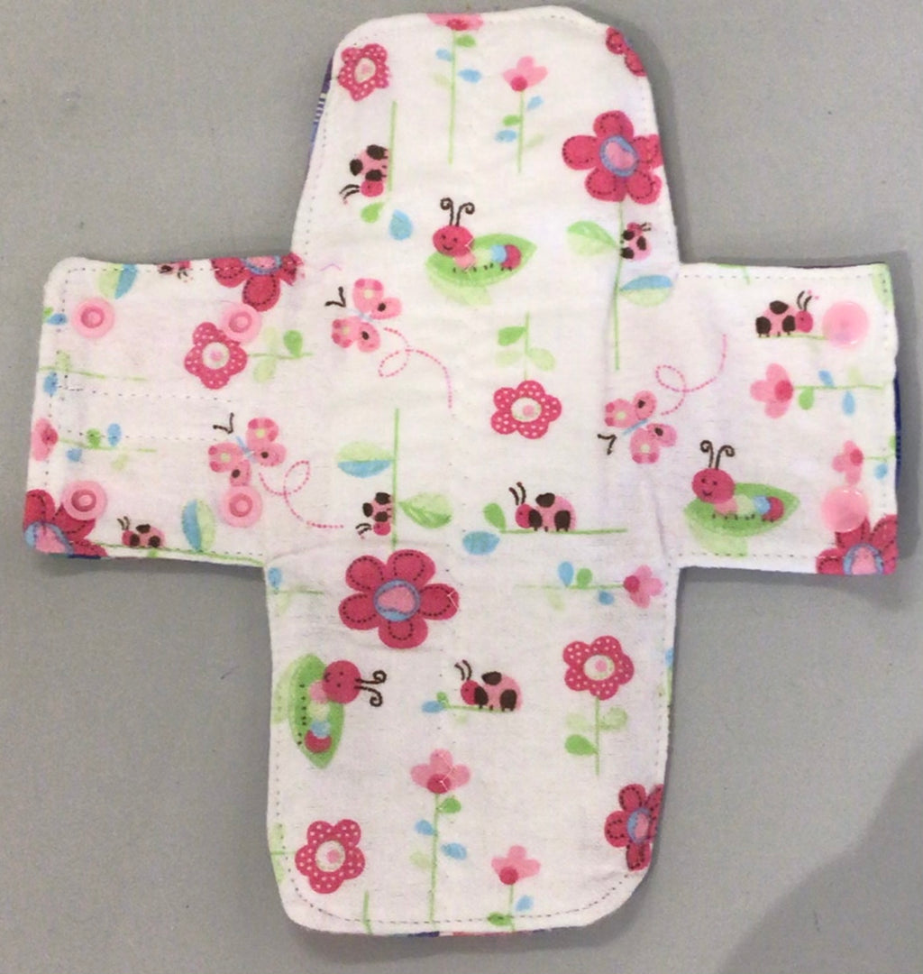 Reusable menstrual pads: Regular Flow